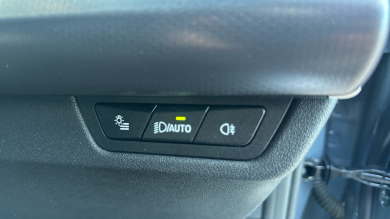 BMW 2 Series 220i MHT M Sport 5dr DCT Petrol Hatchback